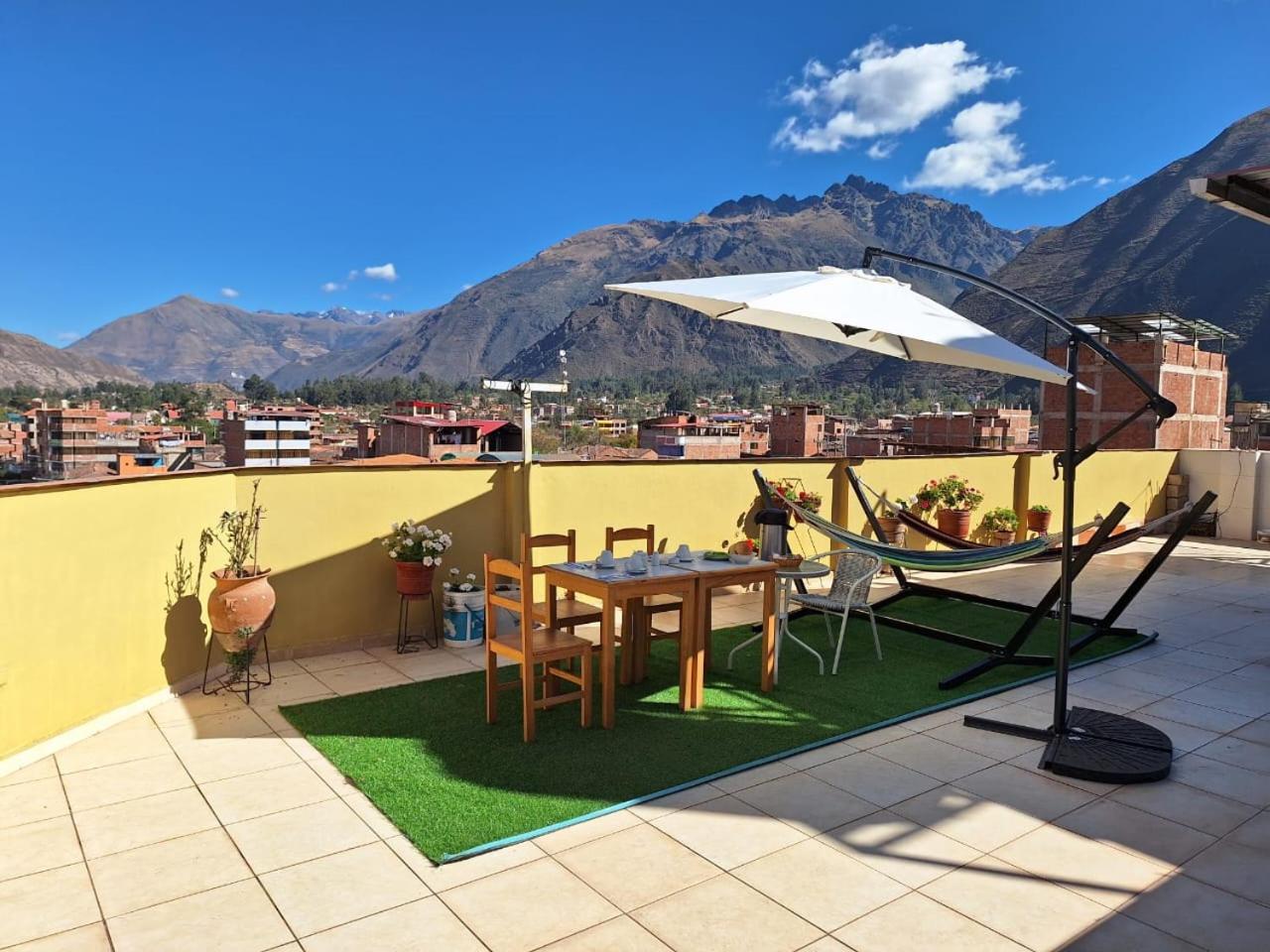 Chaska Valle Inn Urubamba Buitenkant foto