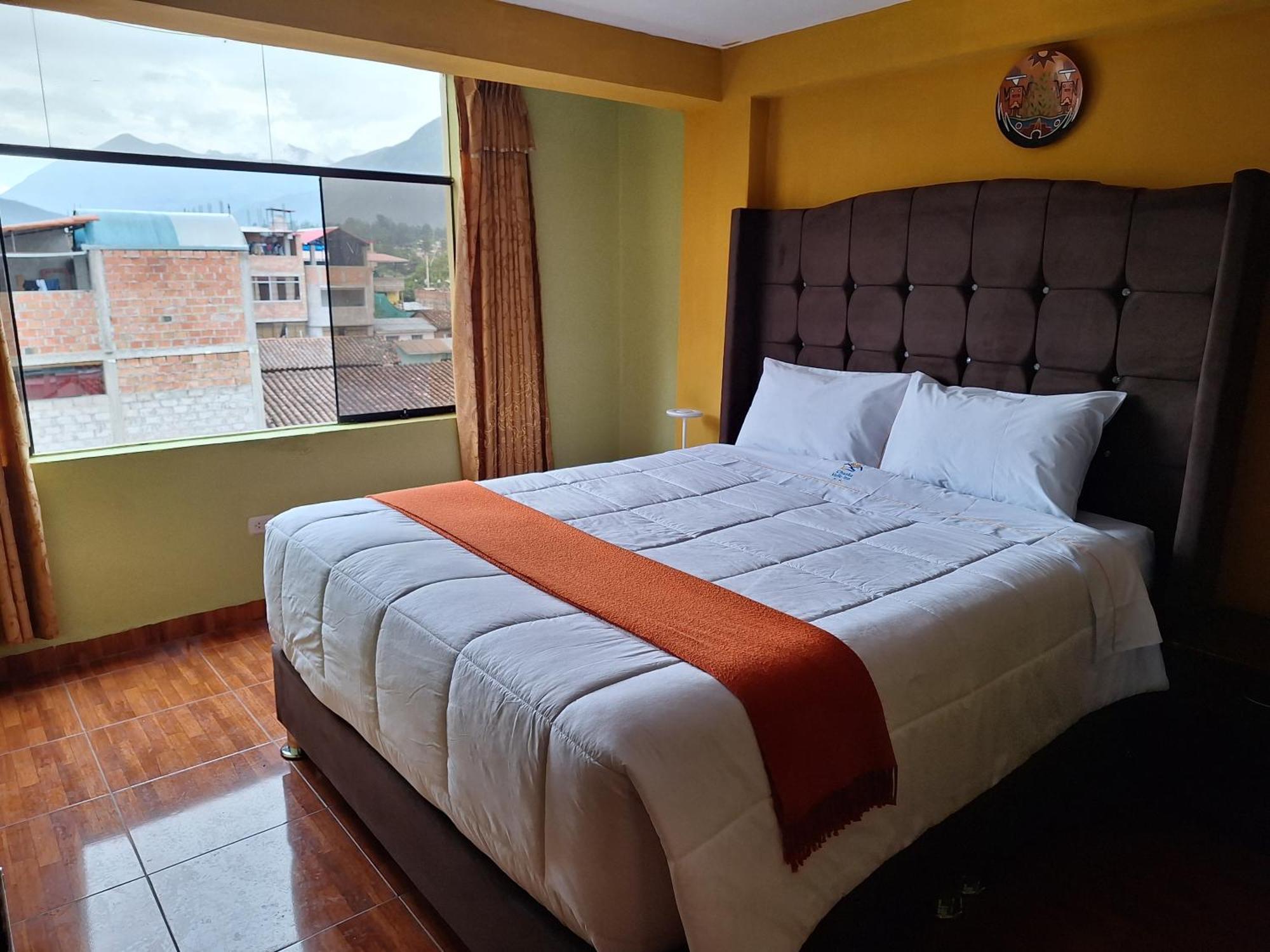 Chaska Valle Inn Urubamba Buitenkant foto